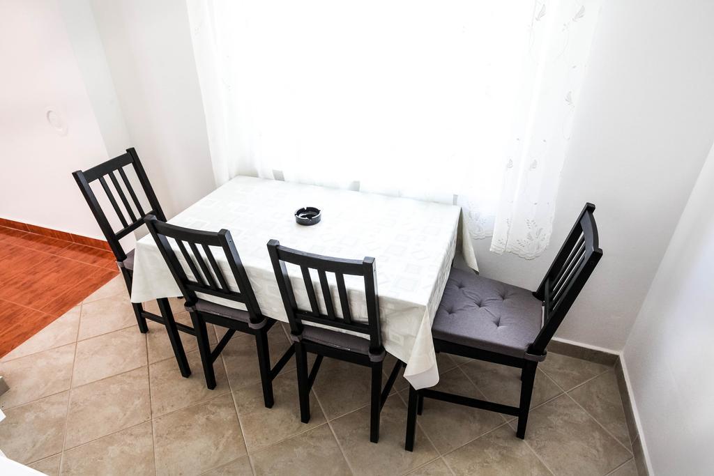 Apartments Rajna ซาบอริซ ห้อง รูปภาพ