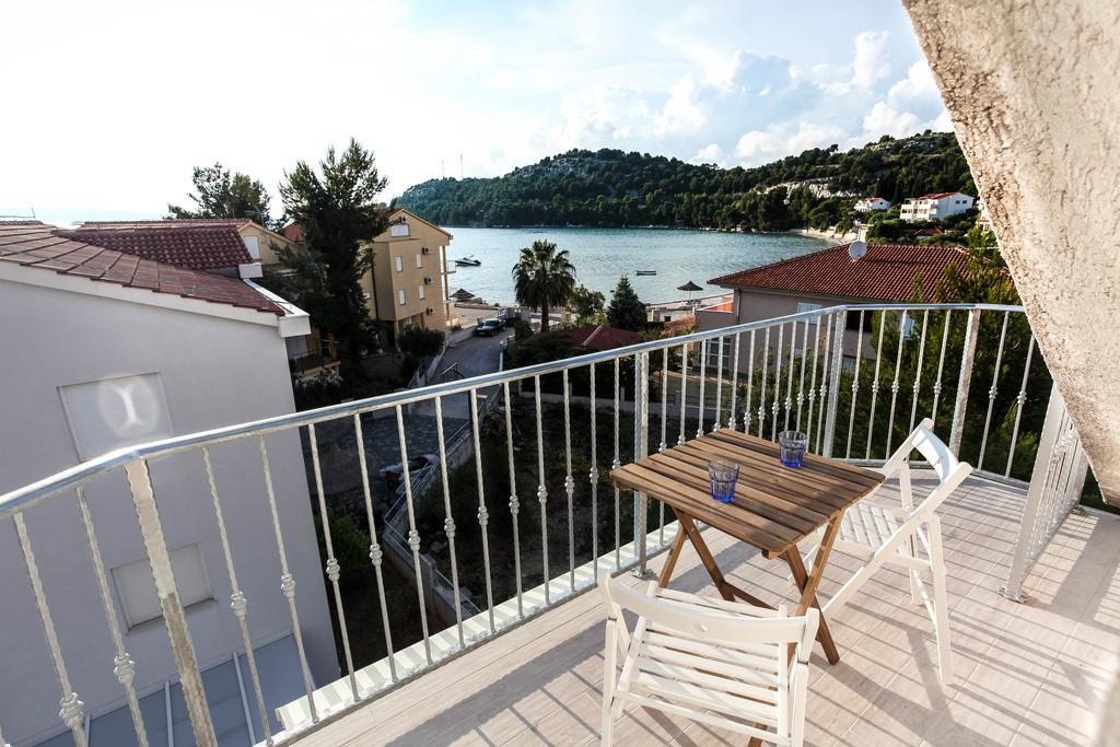 Apartments Rajna ซาบอริซ ภายนอก รูปภาพ
