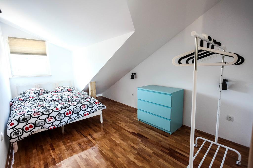Apartments Rajna ซาบอริซ ภายนอก รูปภาพ